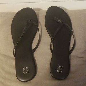 NY &co  dressy flip flops